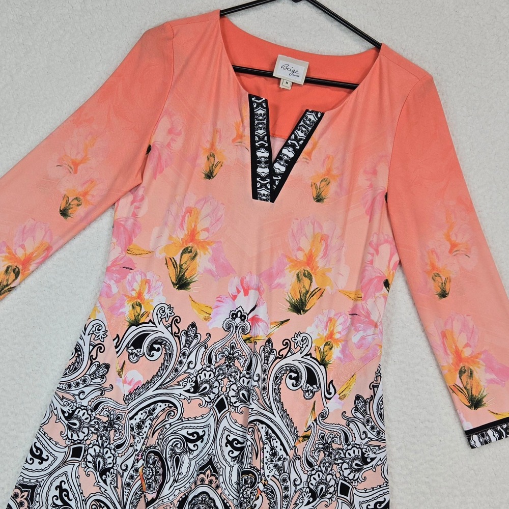 Beige by eci Womens Tunic Top M Floral Paisley Sharkbite Hem Coral Orange Blouse